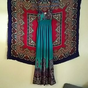 Maxi dress with padded chest and adjustable straps